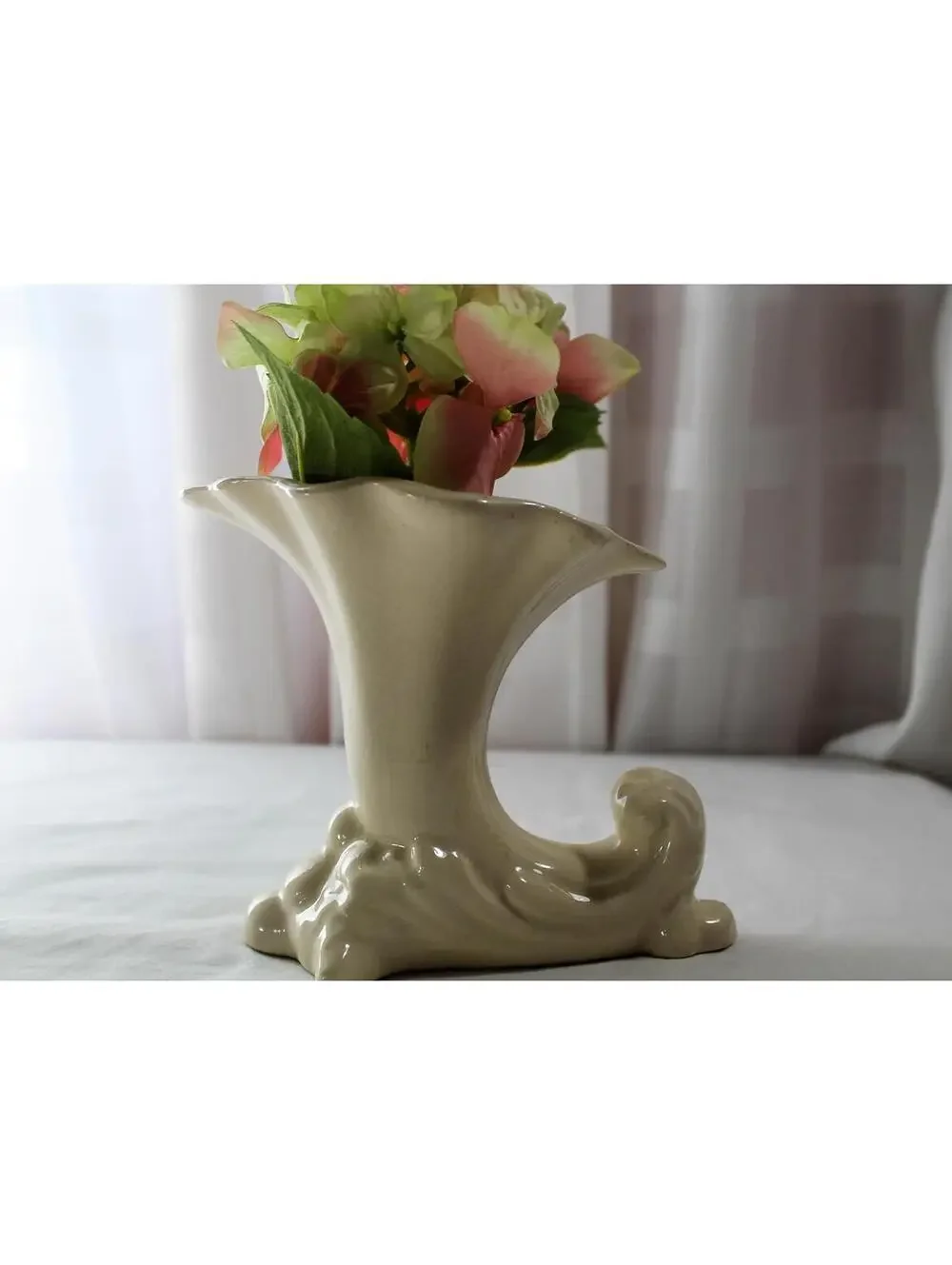 Vintage McCOY Horn O' Plenty Cornucopia Vase, Planter, Creamy White, 1940s